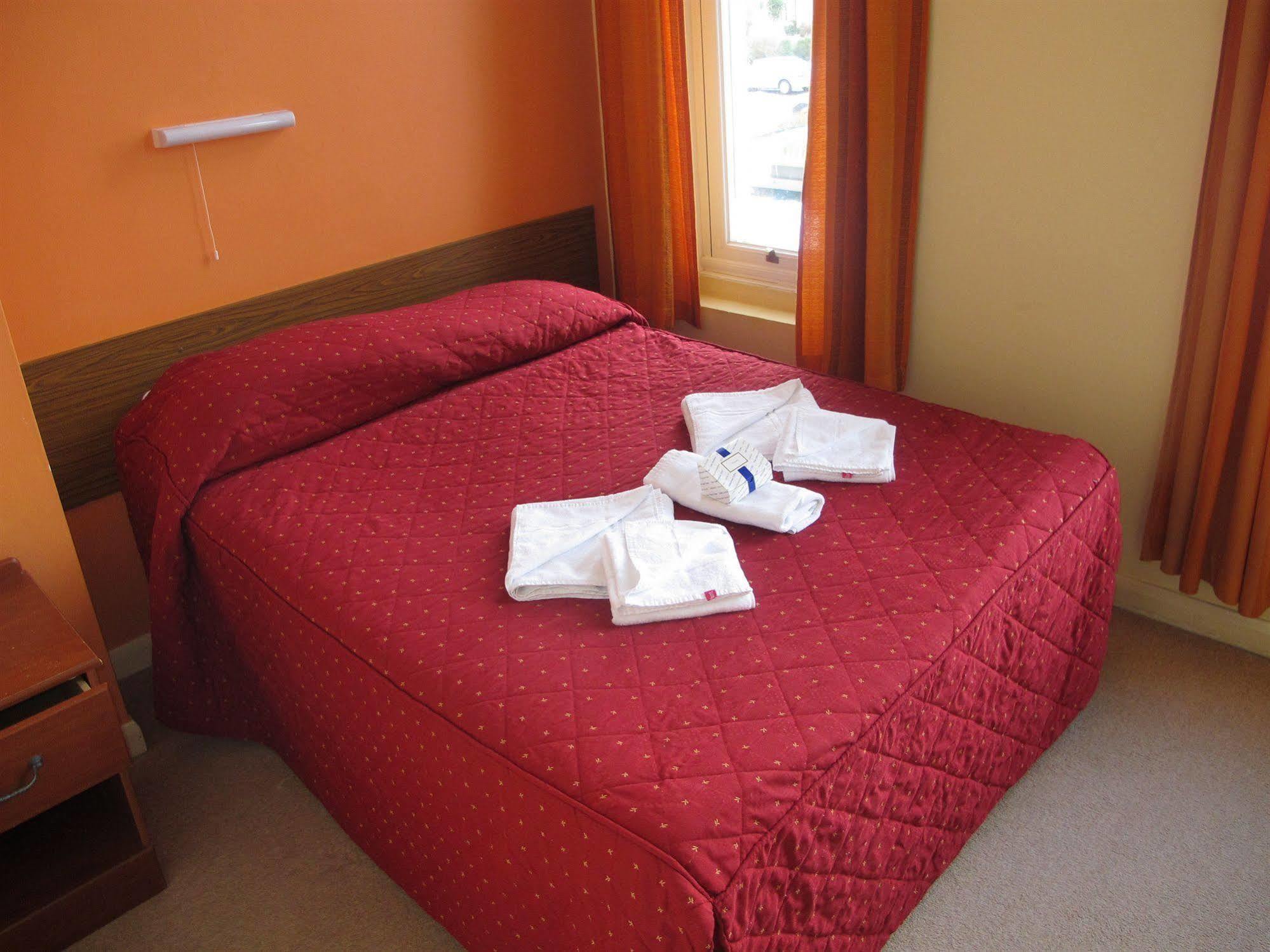 Oyo The Southcliff Hotel 3*