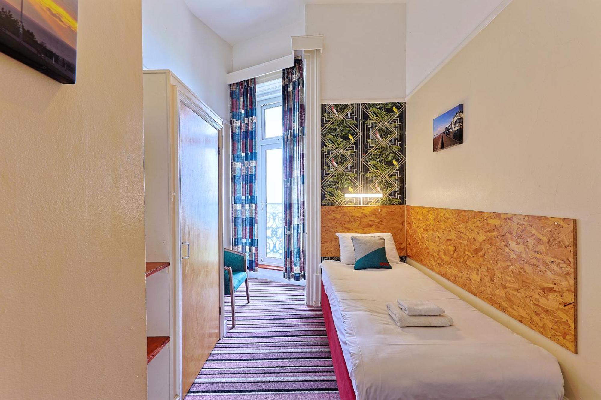 Oyo The Southcliff Hotel