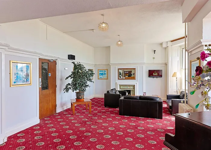 Oyo The Southcliff Hotel